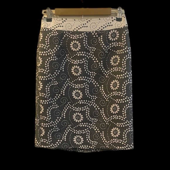 Banana Republic Paisley Jaquar Pencil Skirt Size 0 - Picture 10 of 11